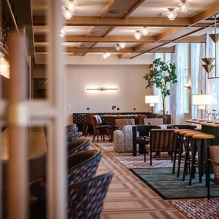 De Plesman Hotel Den Haag Bagian luar foto