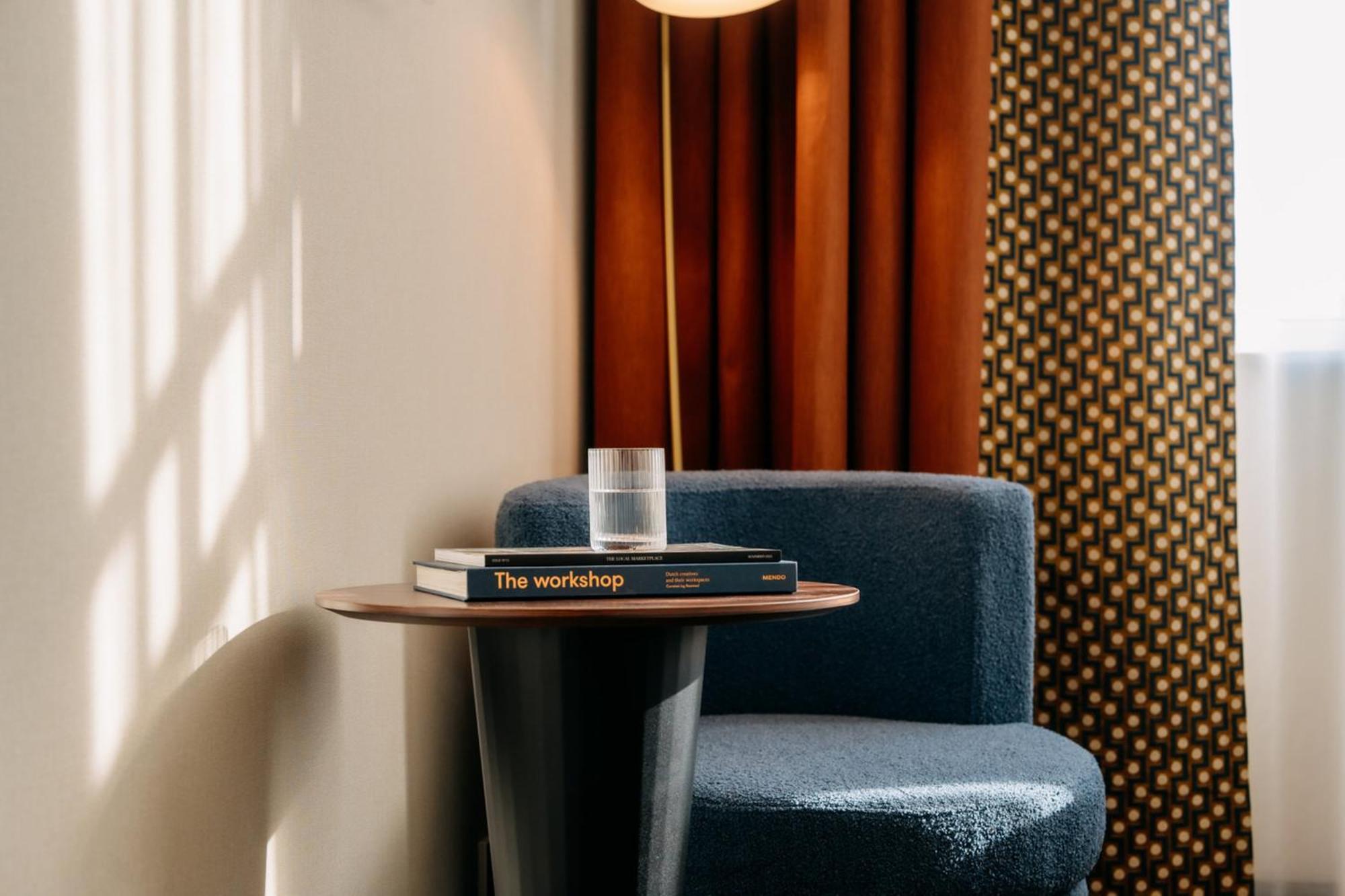 De Plesman Hotel Den Haag Bagian luar foto