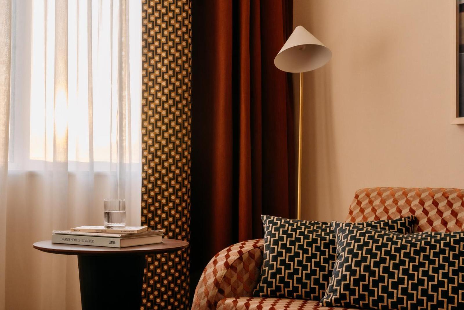 De Plesman Hotel Den Haag Bagian luar foto