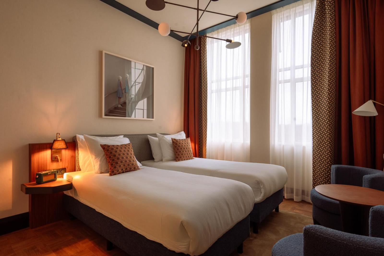 De Plesman Hotel Den Haag Bagian luar foto