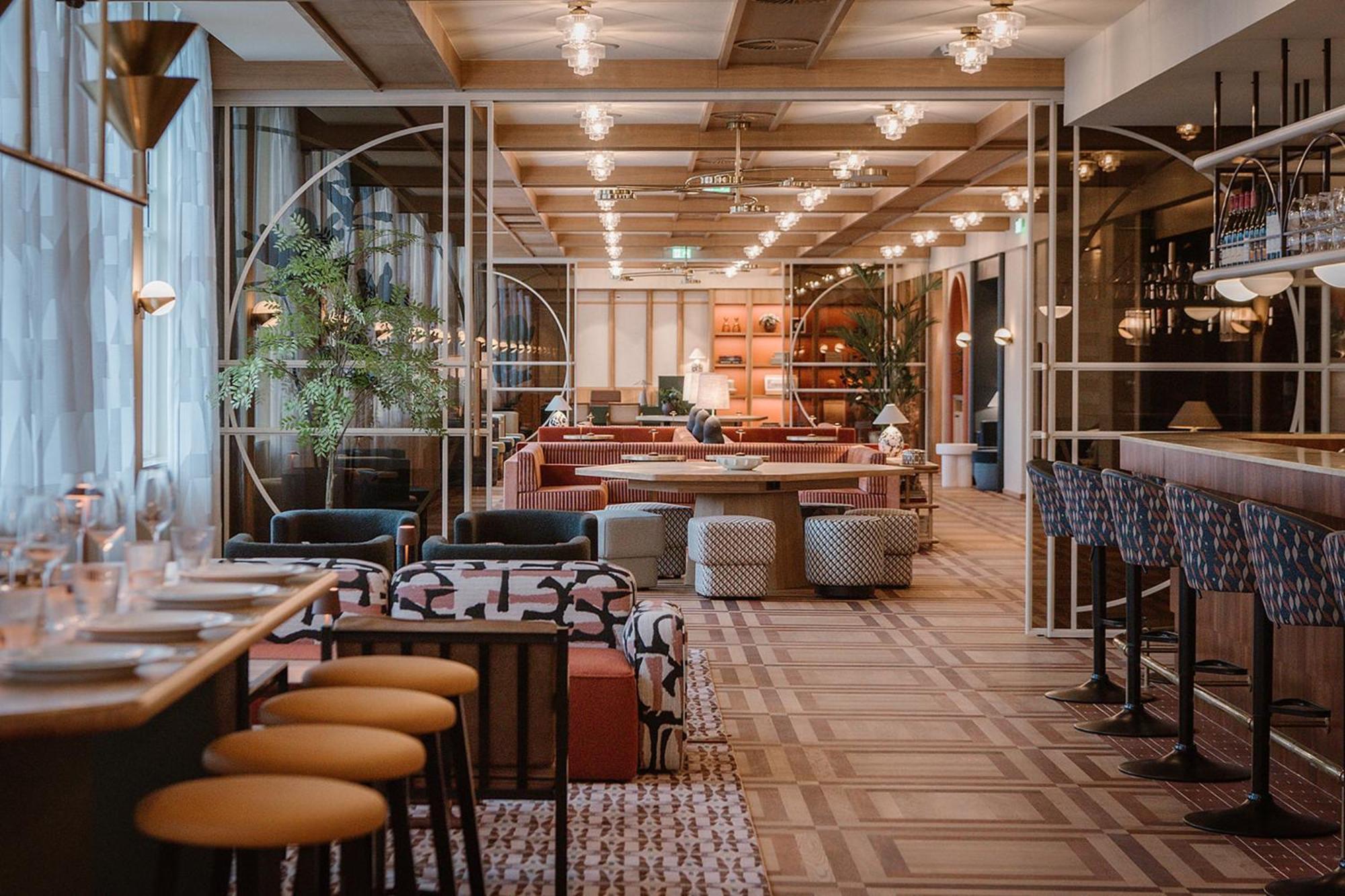 De Plesman Hotel Den Haag Bagian luar foto